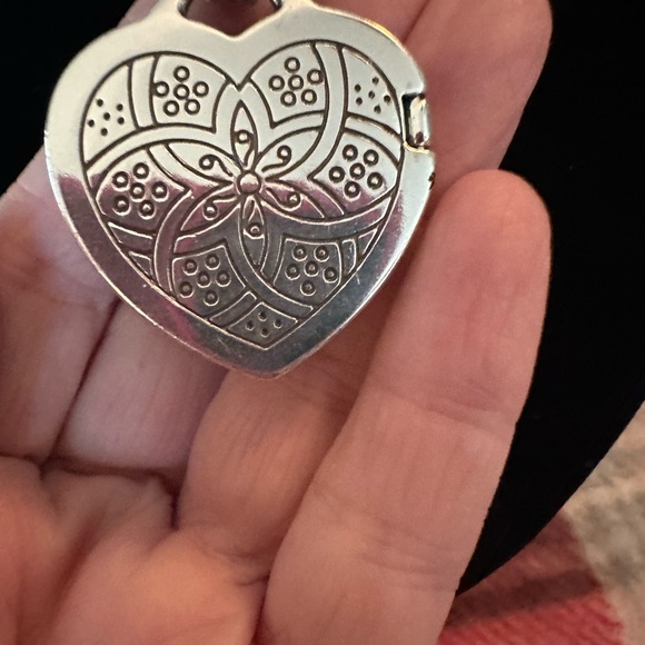 Brighton Floral Heart Locket - Picture 2 of 7